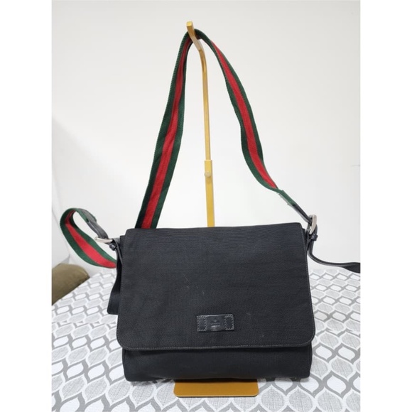 Authentic Gucci Black Techno Canvas Web Flap Messenger Bag - Picture 1 of 16